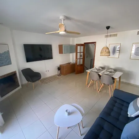 Surf & Sun House 度假居 贝纳尔马德纳