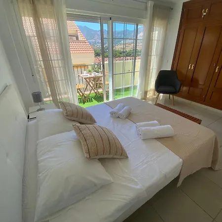 Surf & Sun House 度假居 *