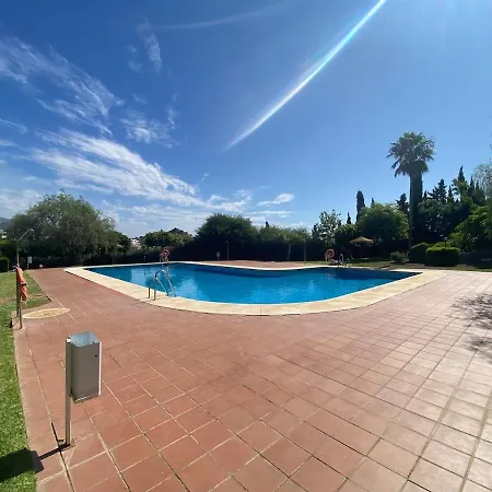 Surf & Sun House 度假居 贝纳尔马德纳