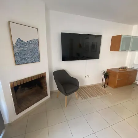 Surf & Sun House *